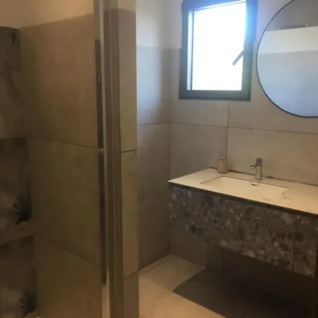 Maison Neuve Avec Piscine Et Terrasse Exterieur * Corbara